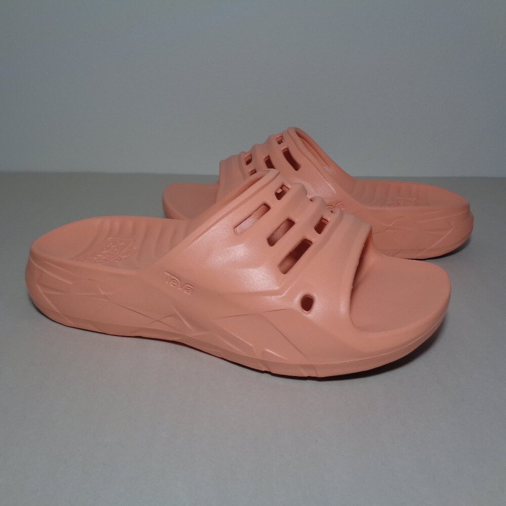 Teva Size 7 M / ApreTrail Slide / Blooming Dahlia / Sandals New Women's Shoes